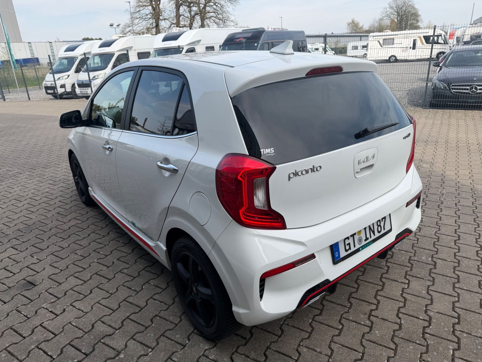 Fahrzeugabbildung Kia Picanto GT-Line / Automatic / Navi / Garantie