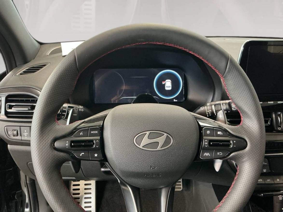 Fahrzeugabbildung Hyundai i30 Kombi (MY26) 1.6 T-GDI (150 PS) 7-DCT N Line