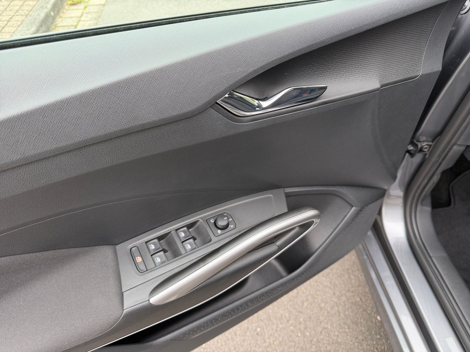 Fabia 1,0 TSI DSG Style Kamera CarPlay LED