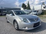 Toyota Avensis Kombi Sol - Toyota Avensis: Sol