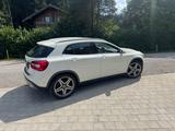 Mercedes-Benz GLA 220 d 4MATIC DCT Urban Urban - Mercedes-Benz GLA 220 aus 2016