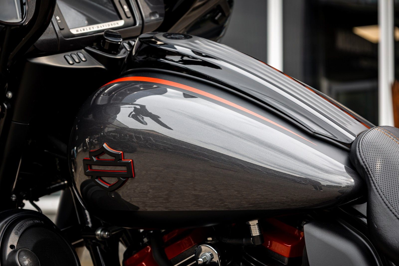 Fahrzeugabbildung Harley-Davidson CVO STREET GLIDE 117 FLHXSE - KESSTECH