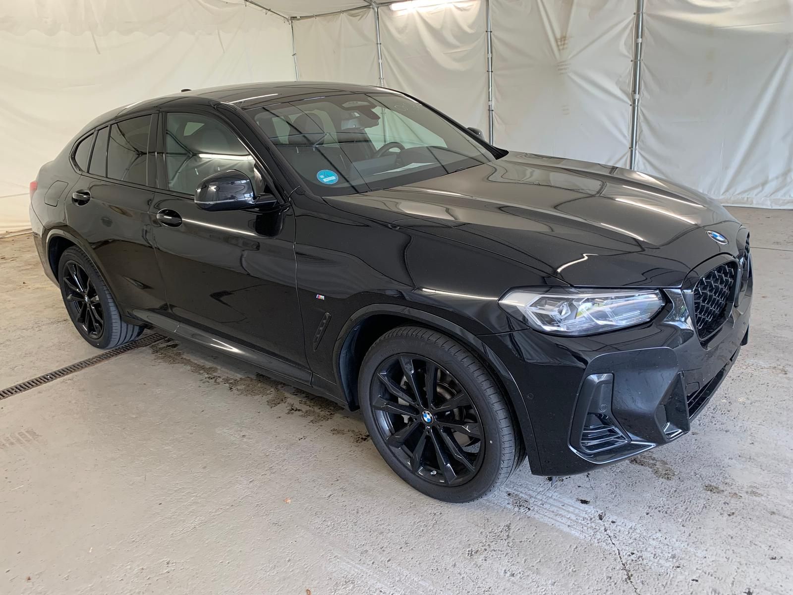 BMW X4 30d M Sport DR-PROF/LED+/AHK/NP90t€/STANDHZ imagem 2