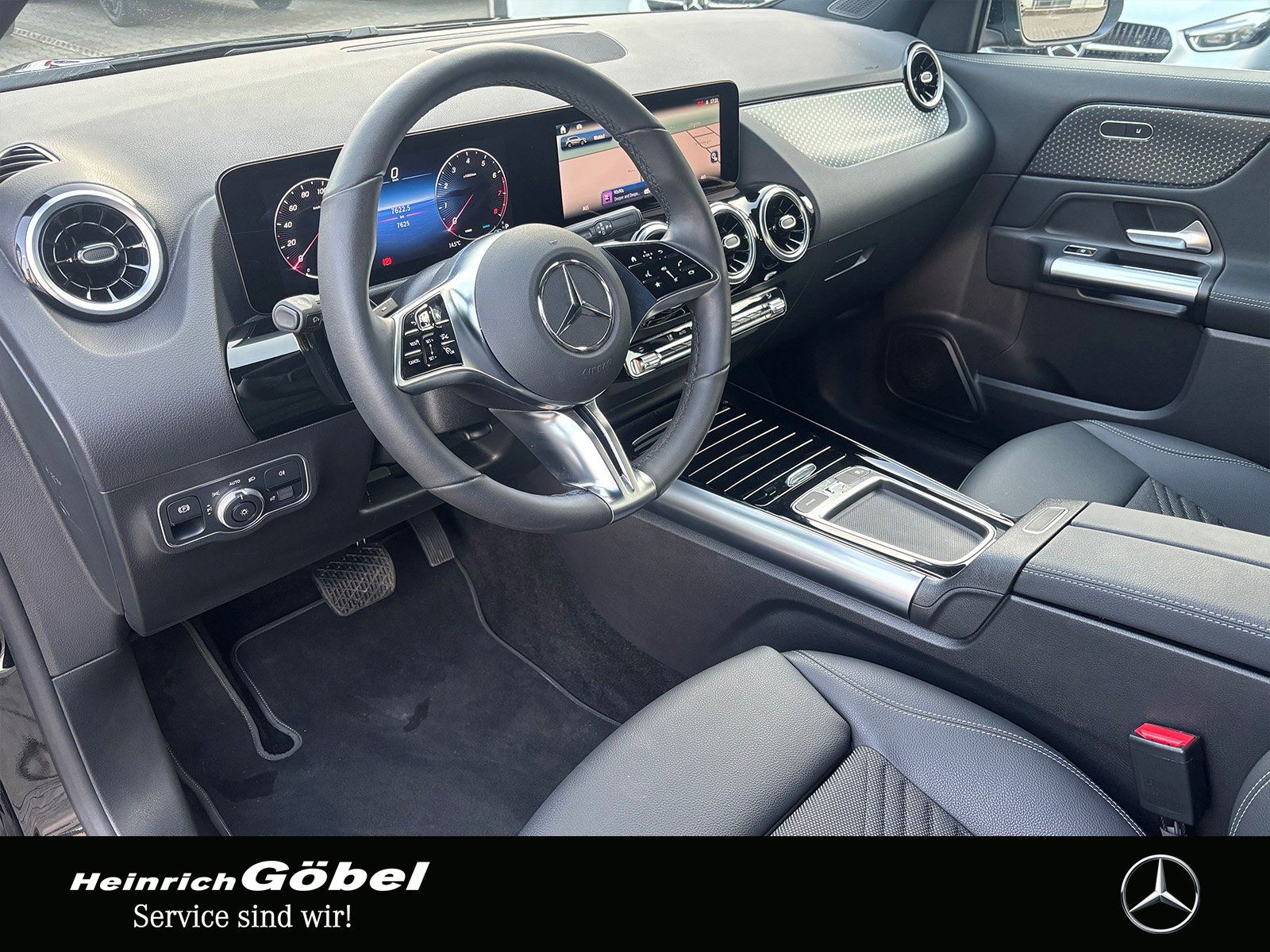 Fahrzeugabbildung Mercedes-Benz GLA 180 PROGRESSIVE*KAMERA*APPLE-CARPLAY*LED