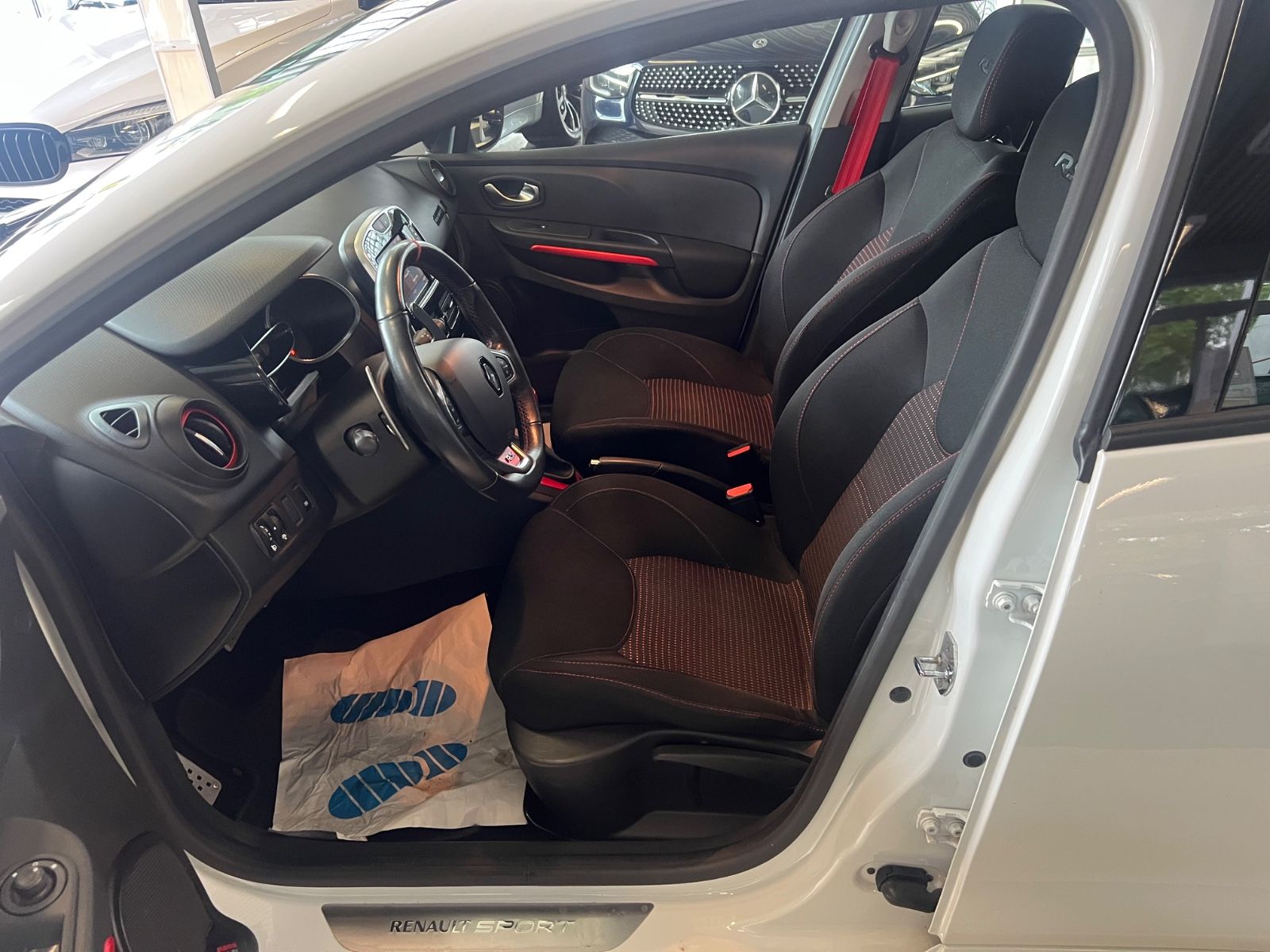 Fahrzeugabbildung Renault Clio IV RS Renault Sport