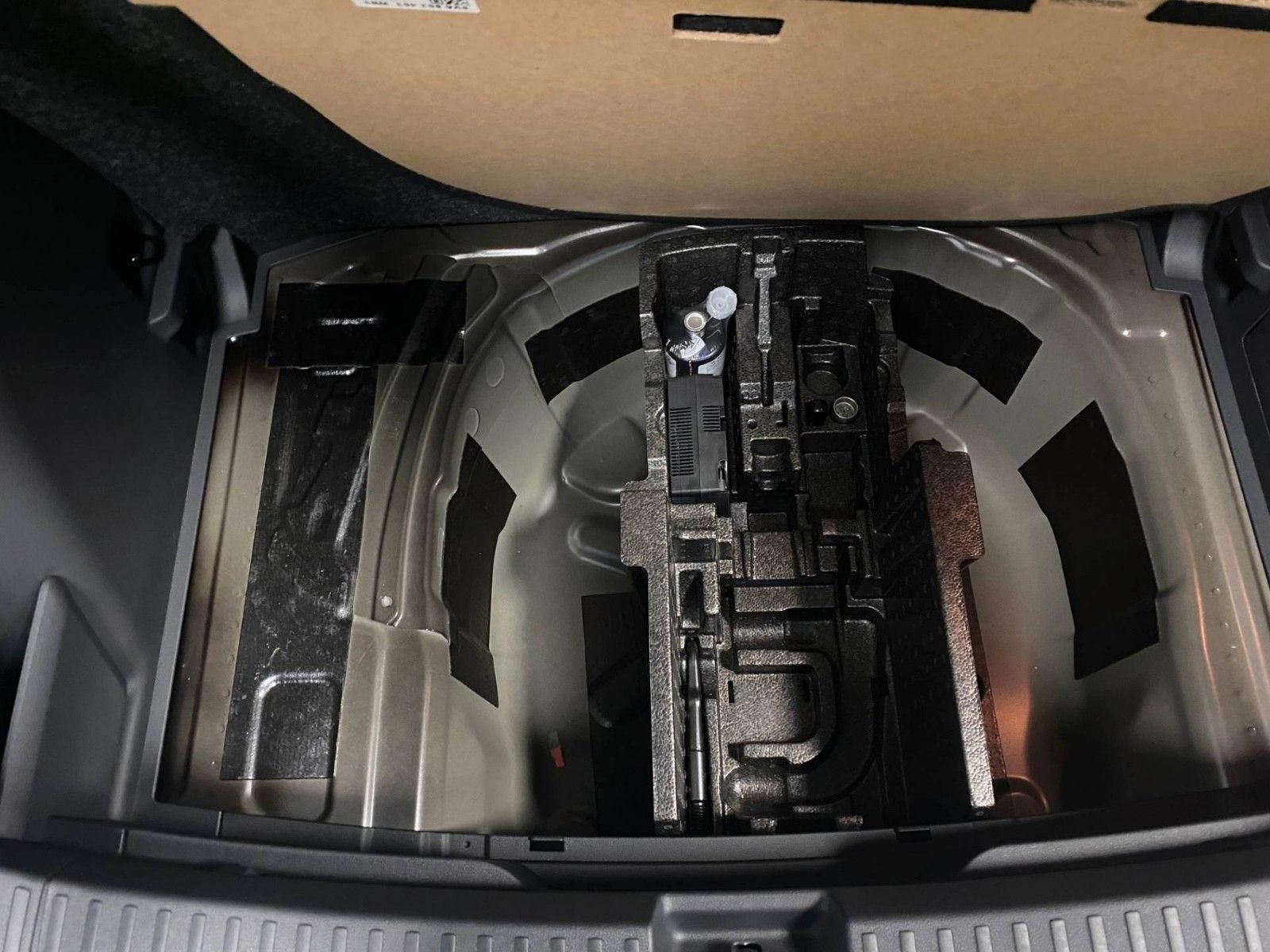 Fahrzeugabbildung SKODA Fabia 1.0 TSI DSG Monte Carlo+KAMERA+Android+ALU