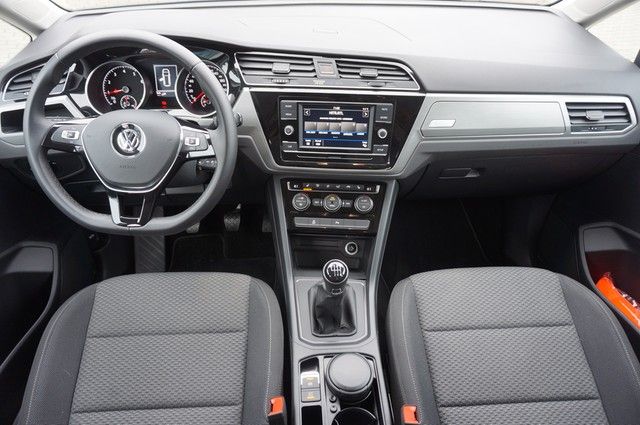 Fahrzeugabbildung Volkswagen Touran (5T1)(04.2015->) Comfortline BMT/Start-St
