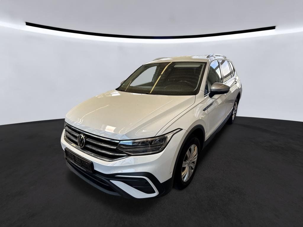 Volkswagen Tiguan Allspace 2.0TDI DSG Life LED ACC HUD Navi