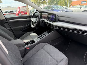 Volkswagen Golf - 8