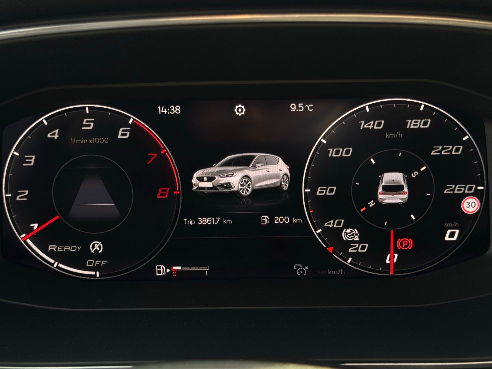 Fahrzeugabbildung SEAT Leon 1.5 TSI FR ACC LED VC SHZ LHZ Kam Ambiente