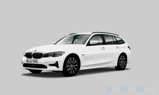 BMW 330e DAB CockPitPr Lenkrhz PDC Stop&Go Alarm AHK