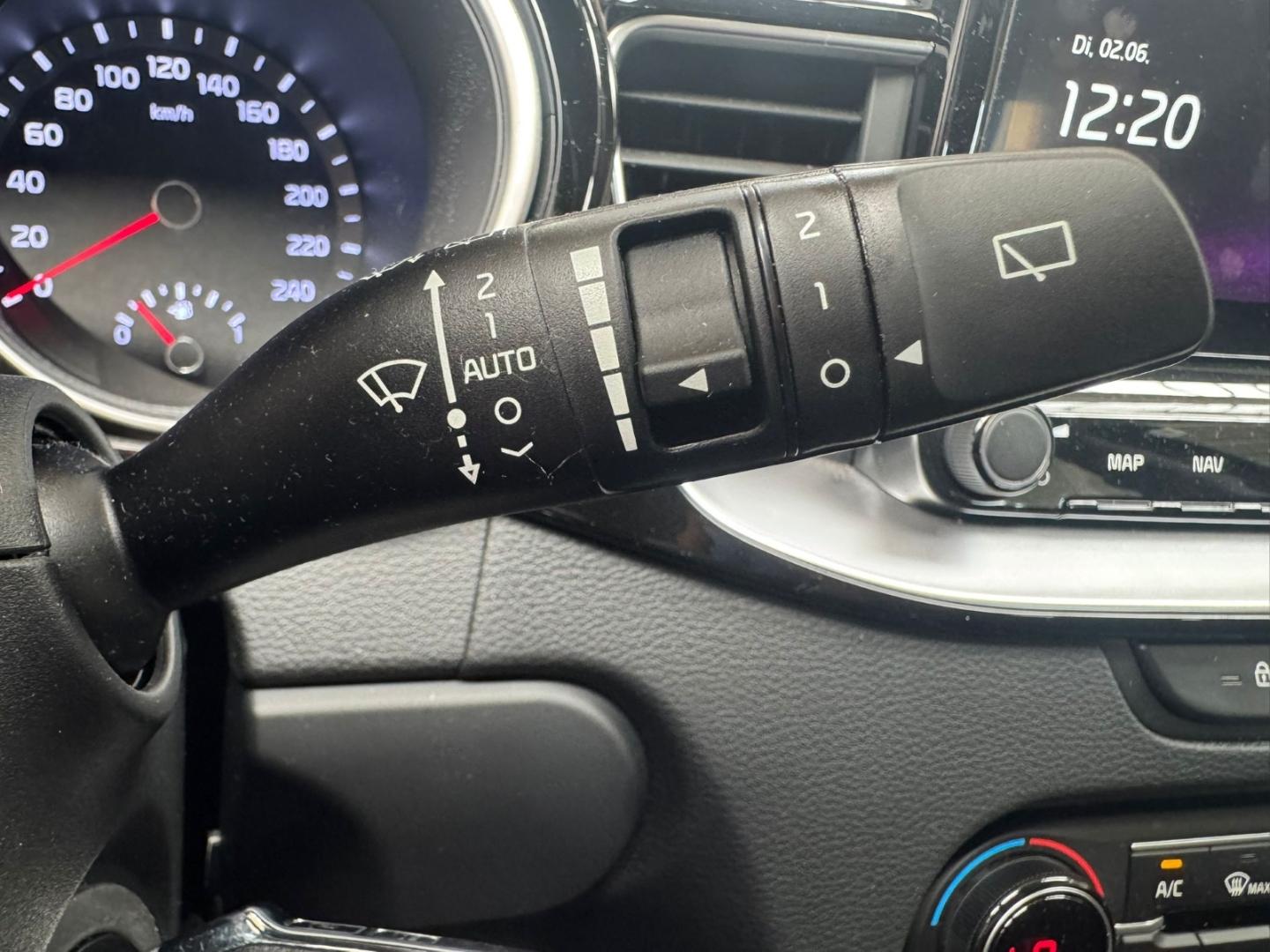 Kia Ceed_sw Sportswagon Spirit 1.5T 140 DCT7 SPI STD