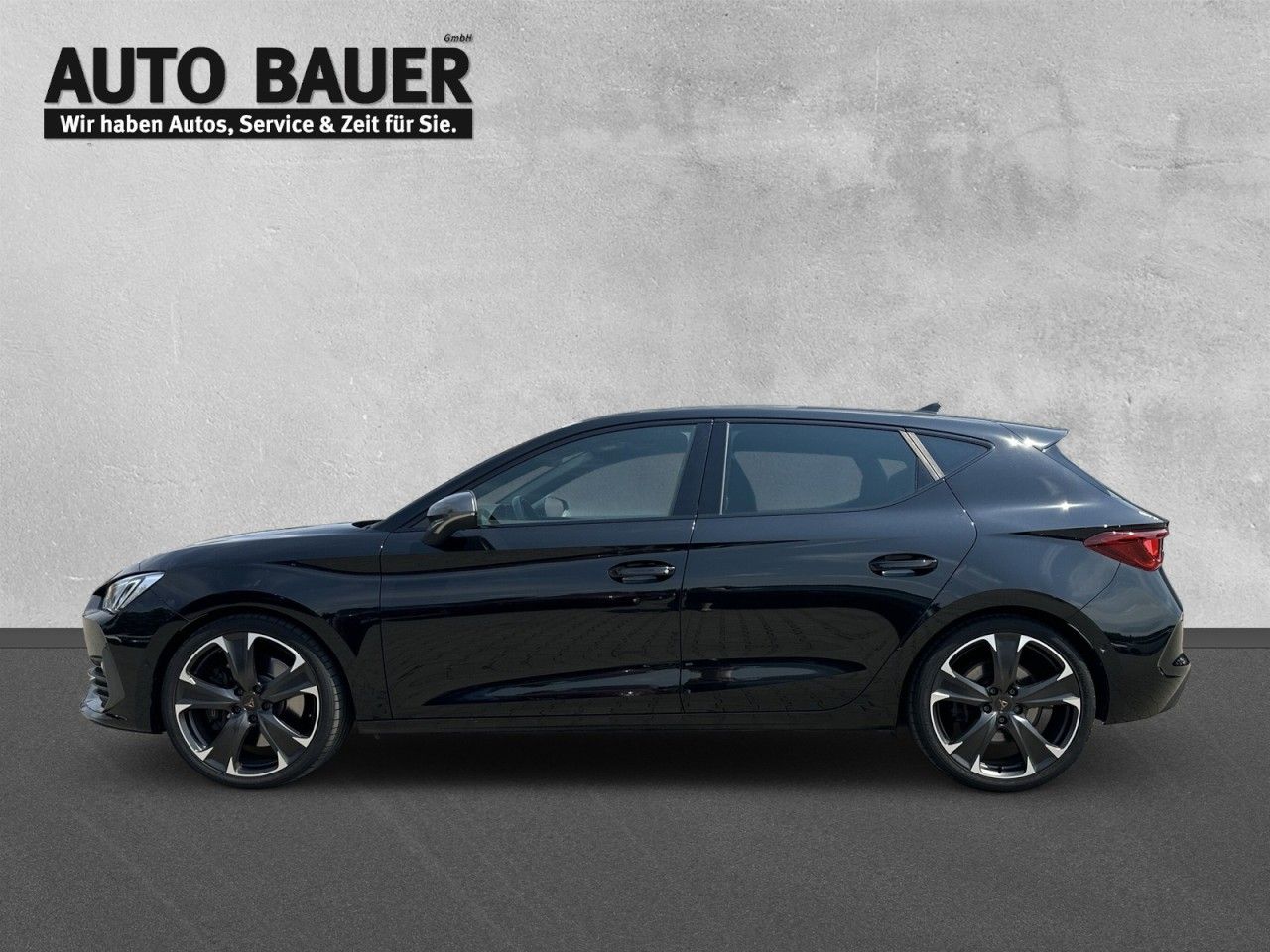 Fahrzeugabbildung CUPRA Leon 2.0TSI 245PS DSG-Navi-MatrixLED-Kamera* - mit KI generiert/bearbeitet