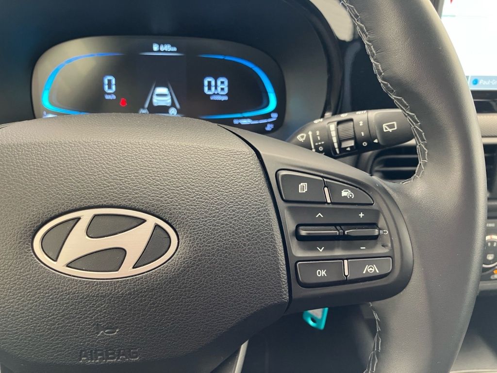 Fahrzeugabbildung Hyundai i10 1.0 Select Facelift Fernlichtass. Kam. Navi