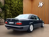 Mercedes-Benz E 500 TOP ZUSTAND**SAMMLERFAHRZEUG** - gebrauchte Mercedes-Benz E 500 aus dem Jahr 1992