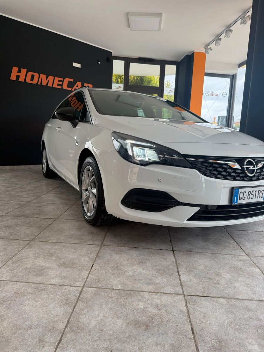 Opel Astra - 1