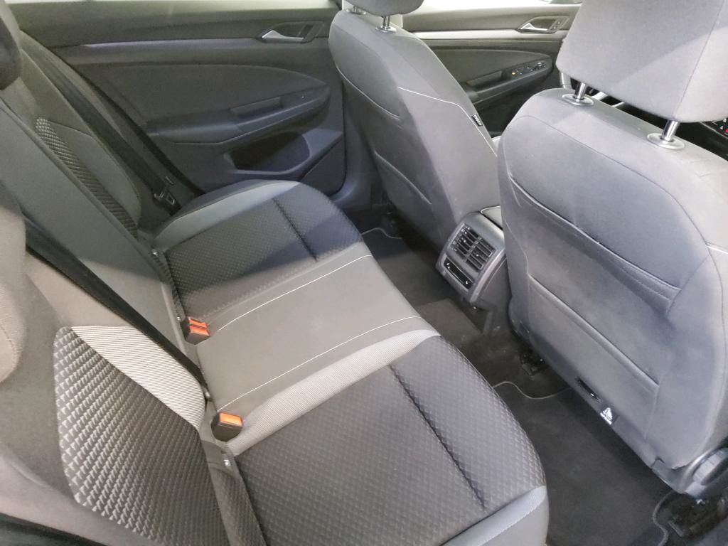 Volkswagen Golf - Bild 6