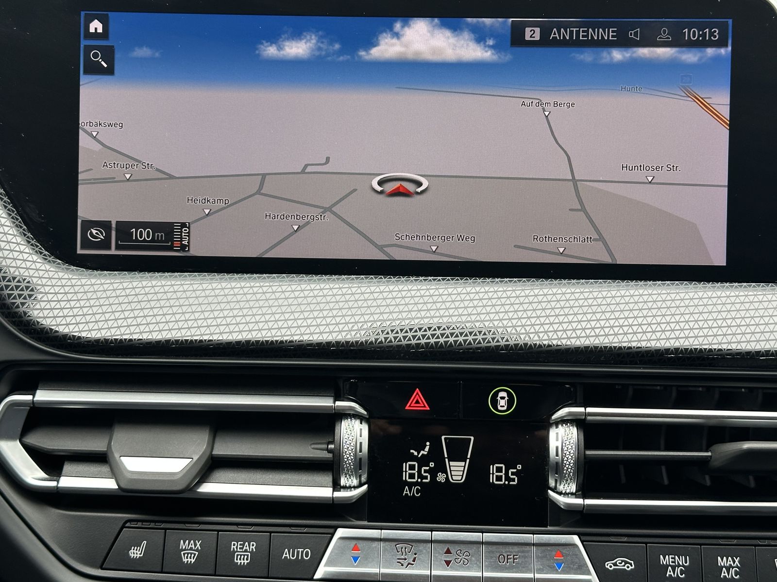 Fahrzeugabbildung BMW 120d xDrive M-Sport NAV+LED+KAMERA+HIFI+18ZO+PP