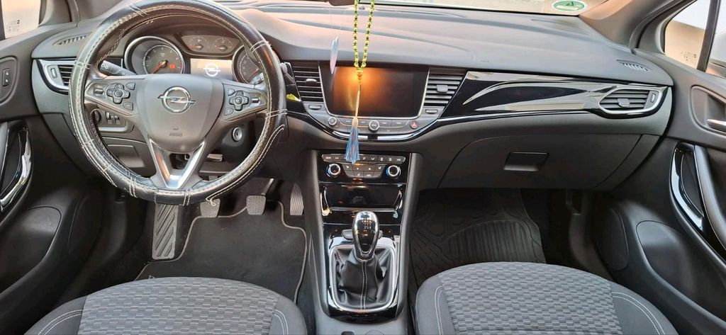 Image of Opel Astra