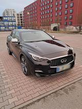 Andere Nissan Infinity Q30 S - Andere in Berlin