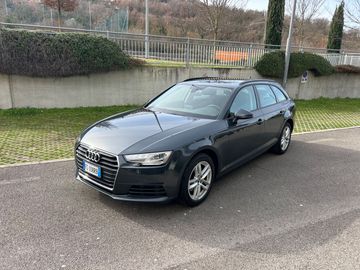 Audi A4 - 1