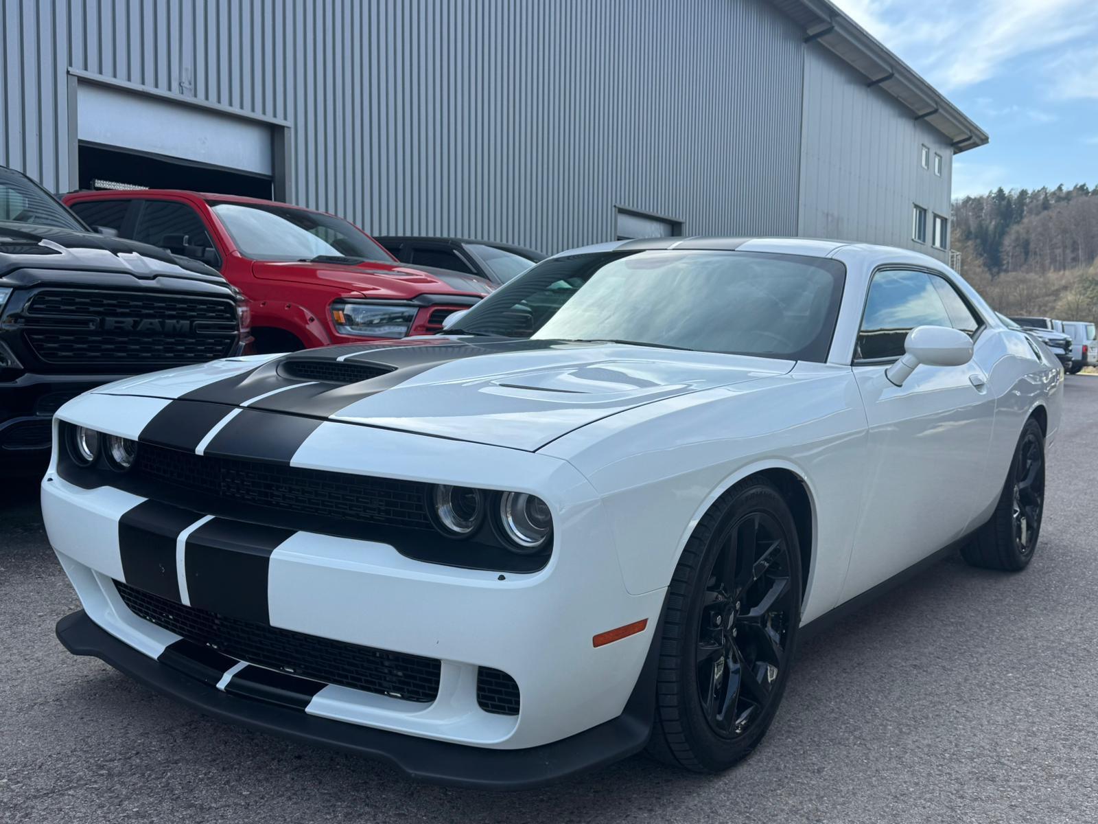 Dodge Challenger 5.7 HEMI R/T