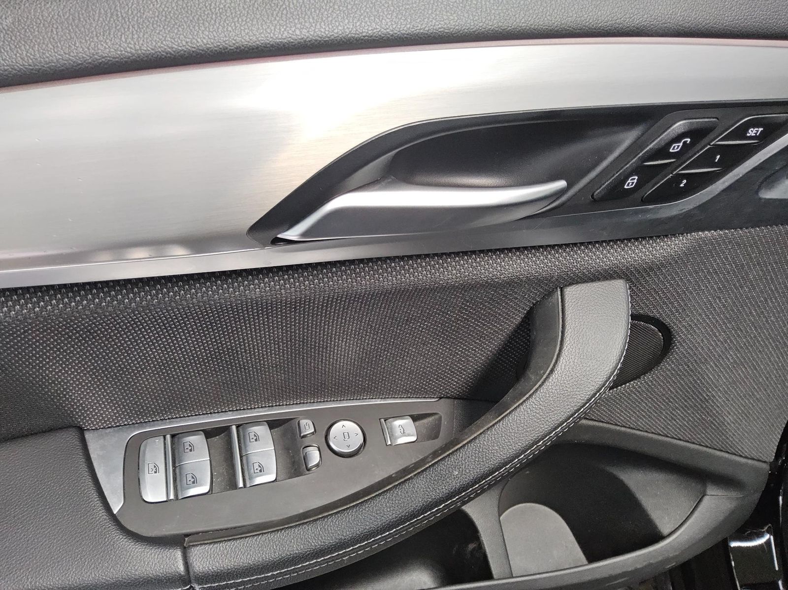 BMW X3 xDrive30i X-Line Navi LED LC AHK StandHzg foto 9