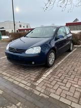 Volkswagen VW Golf 2.0 TDI 6-Gang Trendline TÜV NEU A... - Volkswagen Golf aus 2004: TDI