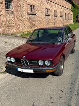 BMW 528 E12 Serie 1