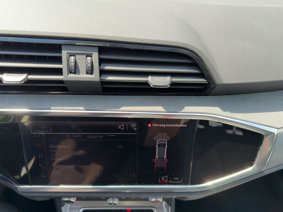 Audi Q3 - Bild 17