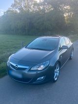 Opel Astra J 1,6 Turbo Innovation OPC Line... - Opel Astra: J Opc Line