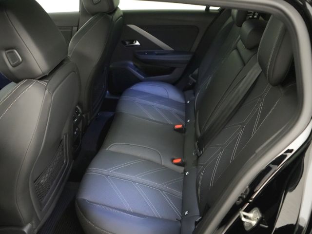 Astra L ST ULTIMATE CDTI AT+LED MATRIX+NAVI+360