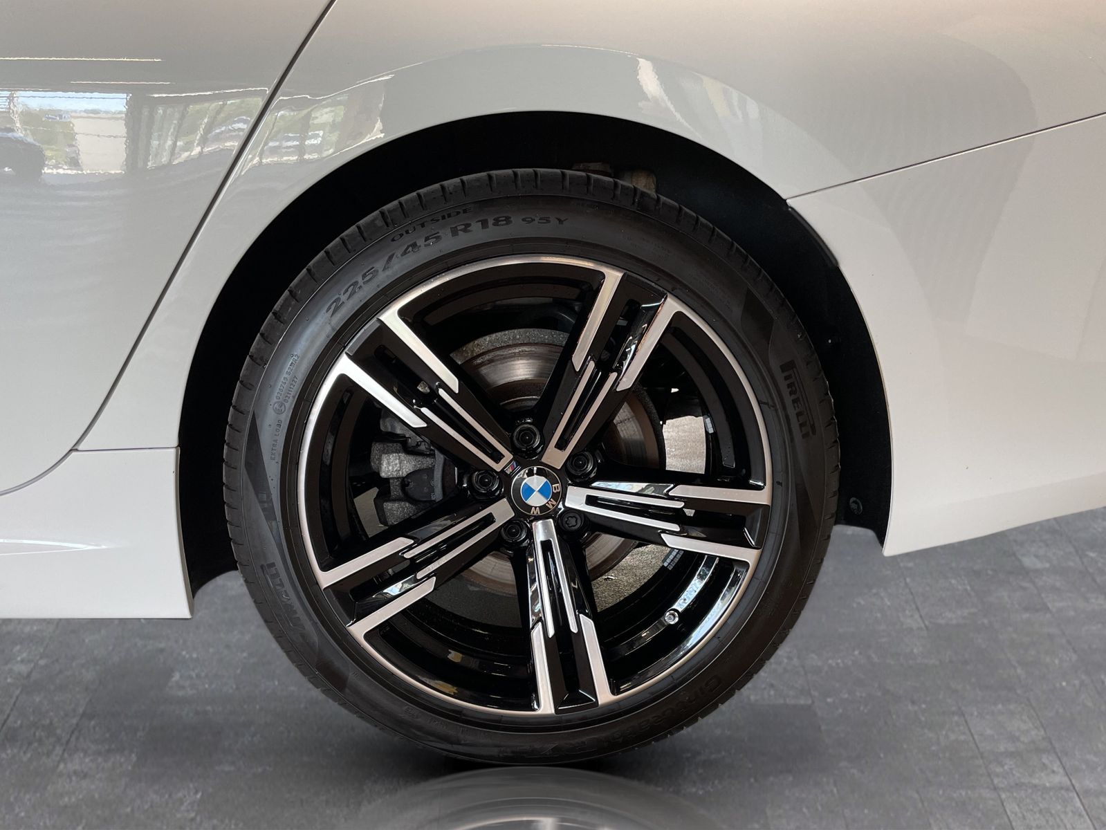 BMW 320 - Bild 14