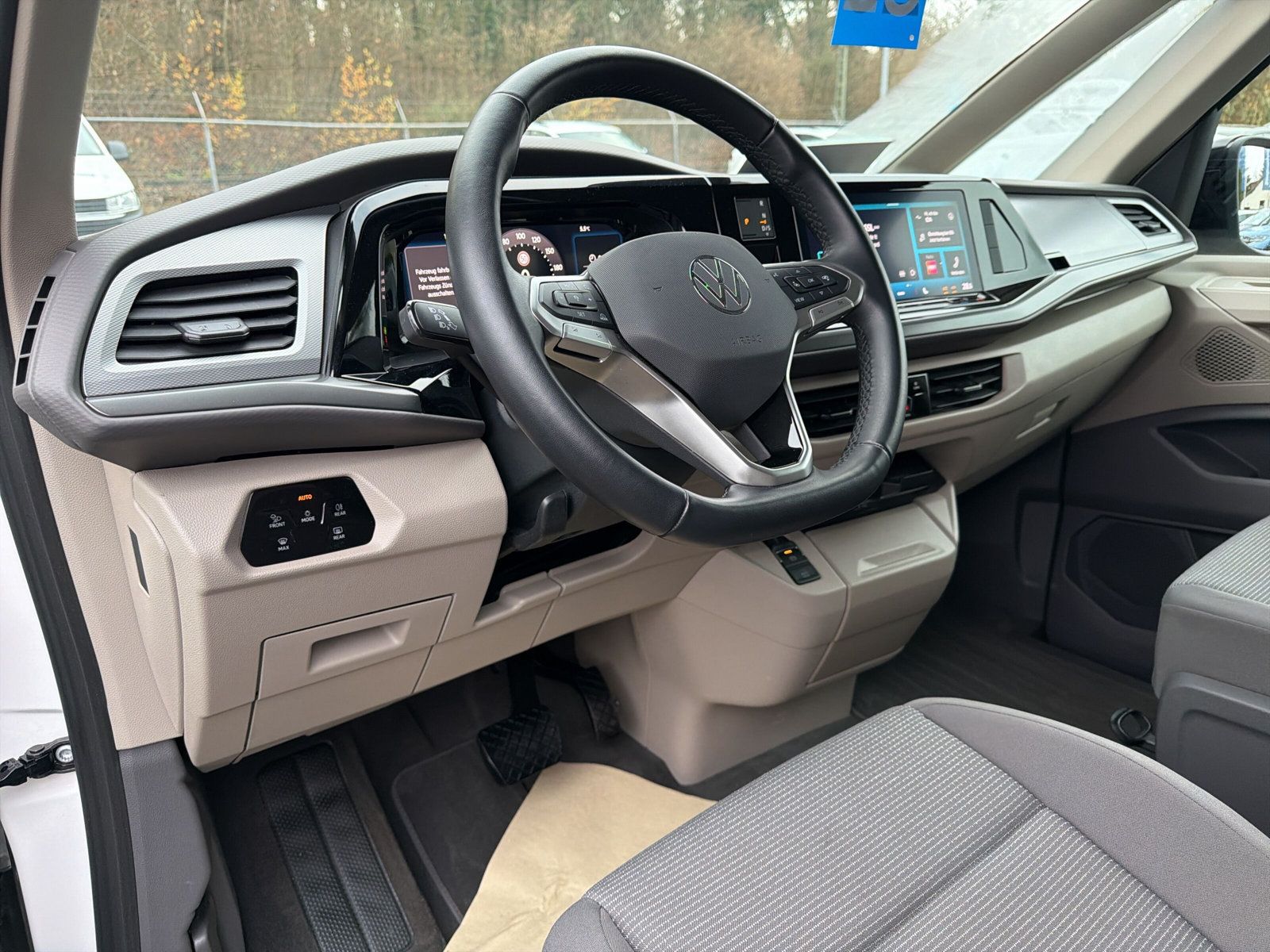 Multivan T7 TDi DSG 7S Kamera Apple CarPlay