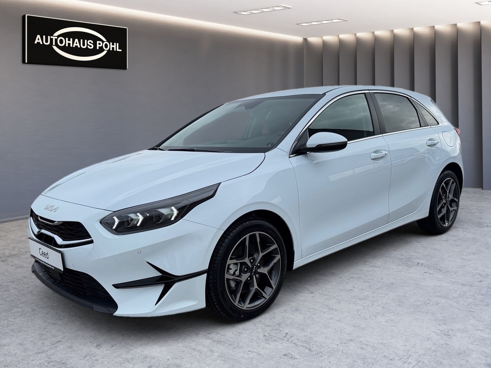 Fahrzeugabbildung Kia Ceed 1.0 T-GDI 48V 100  DCT Ultimate