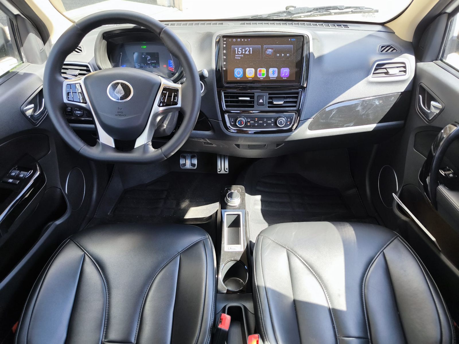 Fahrzeugabbildung Elaris Pio 36KW+LED+NAVI+KAM+KLIMA+LEDER+CARPLAY+