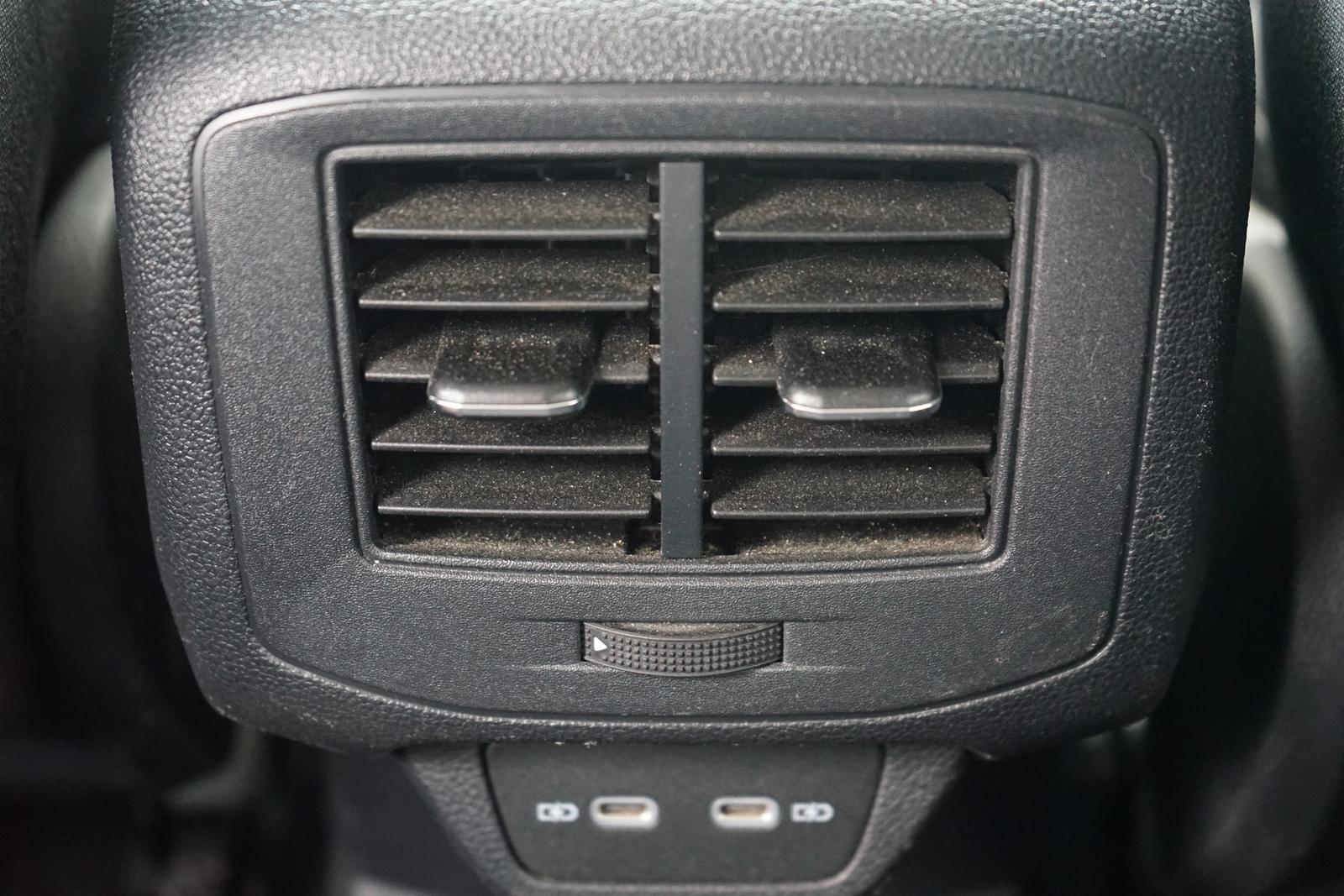 Volkswagen T-Roc 1.5 TSI Active DSG ACC Standheizung LED, миниатюра 18