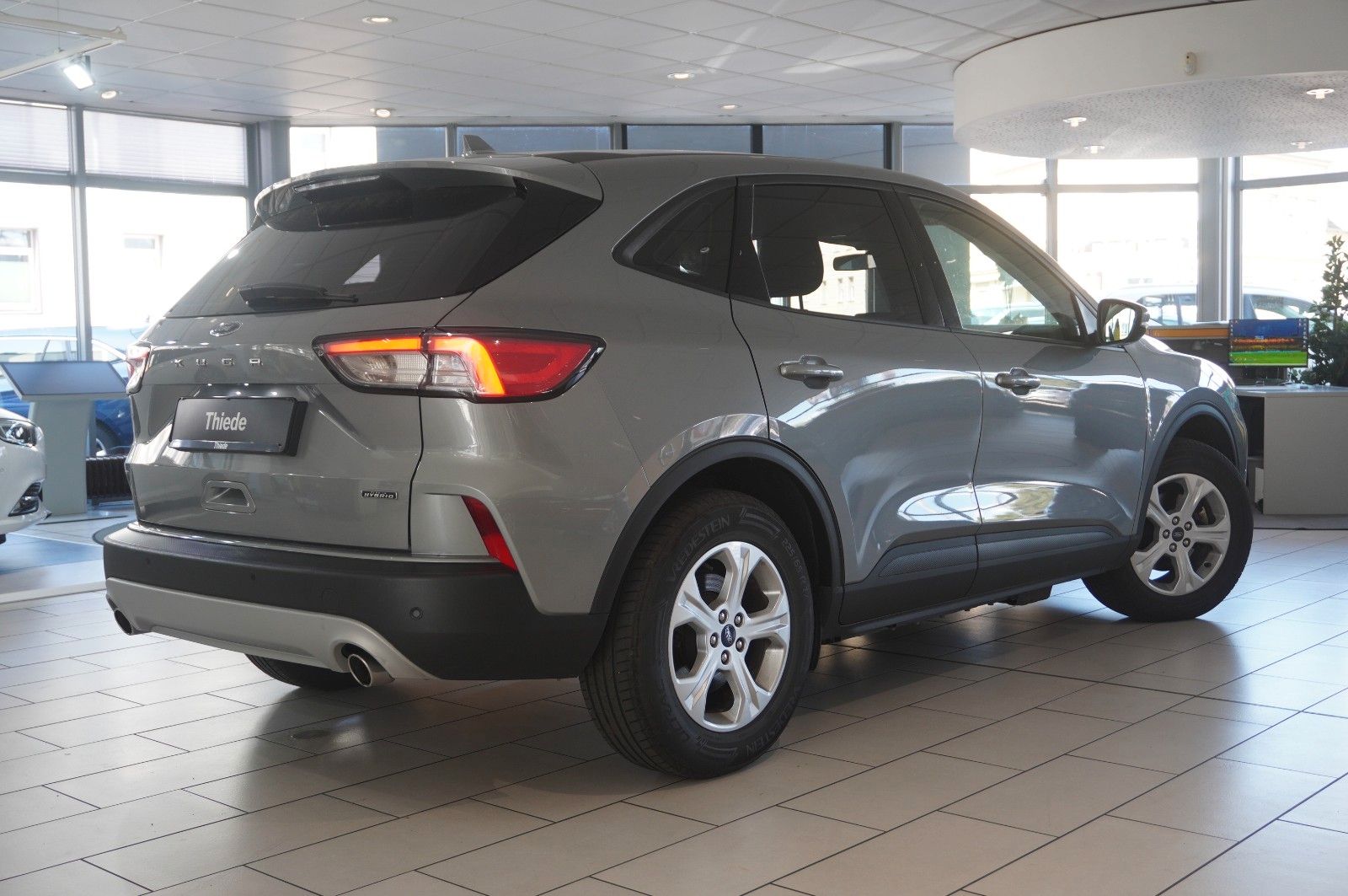 Fahrzeugabbildung Ford Kuga 2.5 HYBRID COOL & CON. NAVI/LED/SPORT/DAB+