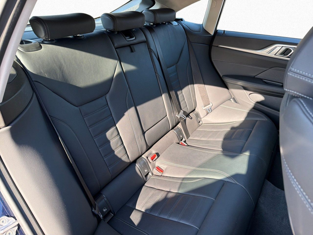 BMW i4 - Bild 12