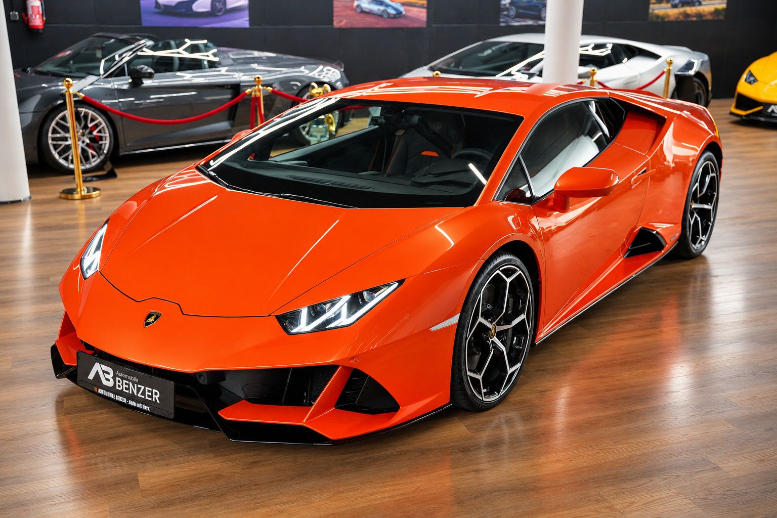 Fahrzeugabbildung Lamborghini Huracán EVO V10 *Lift*Sensonum*Kamera*ACC*SHZ