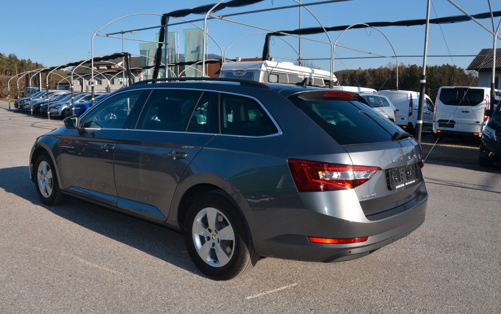 Skoda Superb Kombi 2,0 TDI DSG LED VIRTUAL EXP:18.700 imagem 3