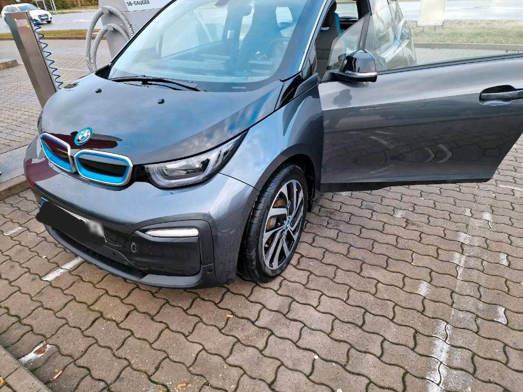 Image of BMW 120