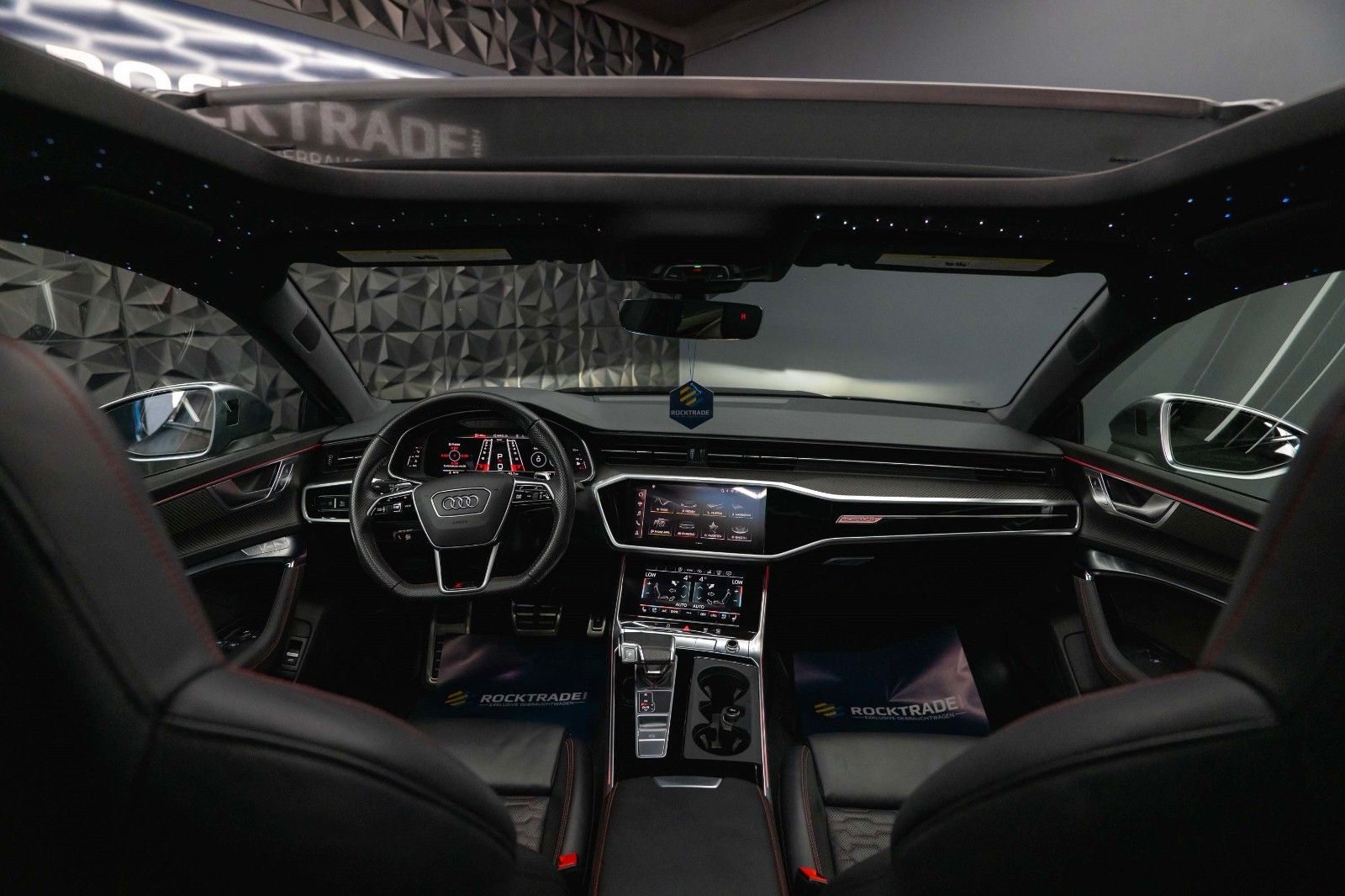 Fahrzeugabbildung Audi RS7 4.0 TFSI quattro | SKY Lounge | Pano | LASER