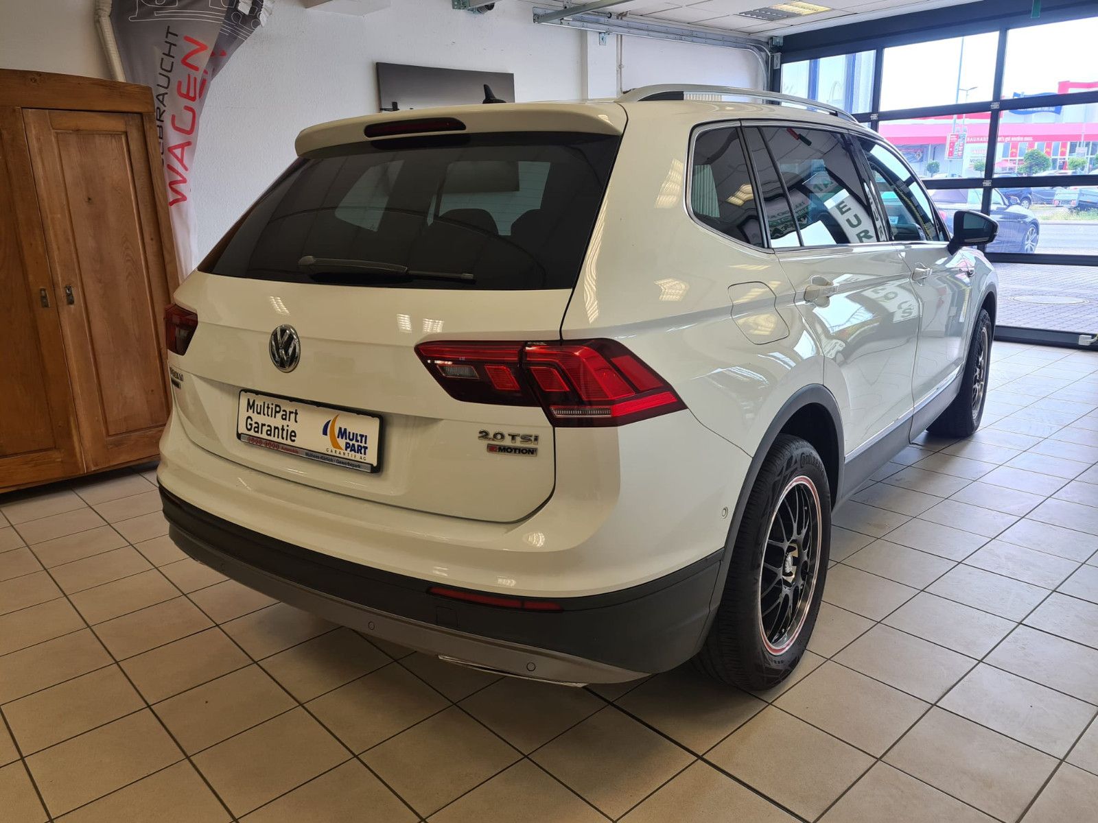 Fahrzeugabbildung Volkswagen Tiguan Allspace Comfortline 4Motion / LED /NAVI/