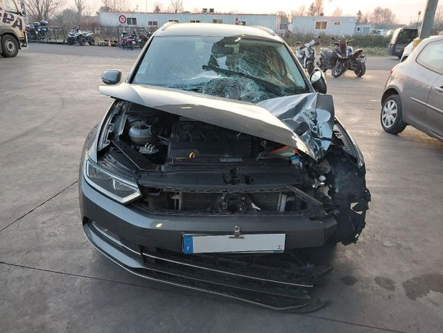 Volkswagen PASSAT VII SW 2.0 TDI 150 DSG