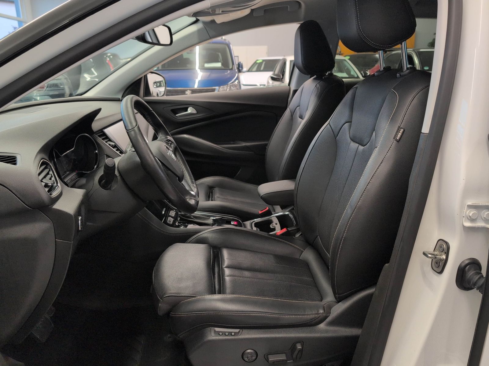 OPEL Grandland X Grandland 1.6 Turbo Ultimate Automatik Navi AHK – Bild 8