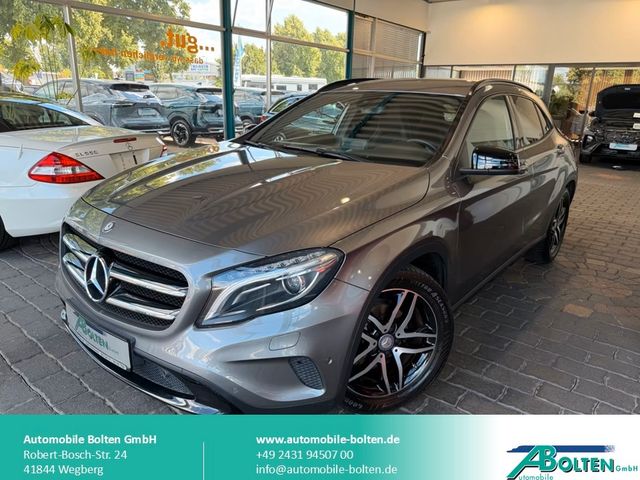 MERCEDES-BENZ GLA 180 Autom. URBAN Navi-Kamera-PTS-SCHECKHEFT!