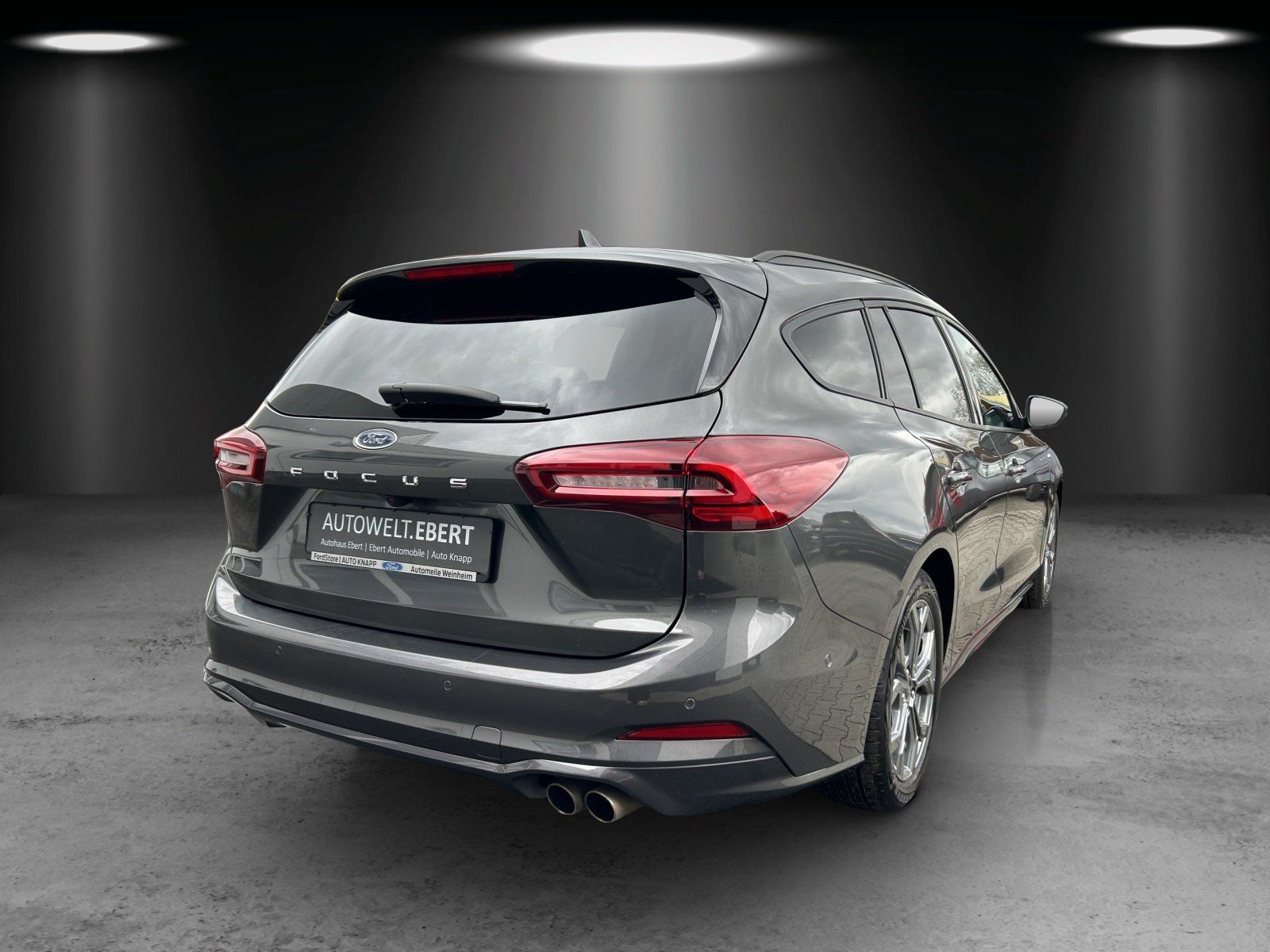 Fahrzeugabbildung Ford Focus Turnier 1.0 ST-Line X LED/ACC/KAMERA/NAVI/