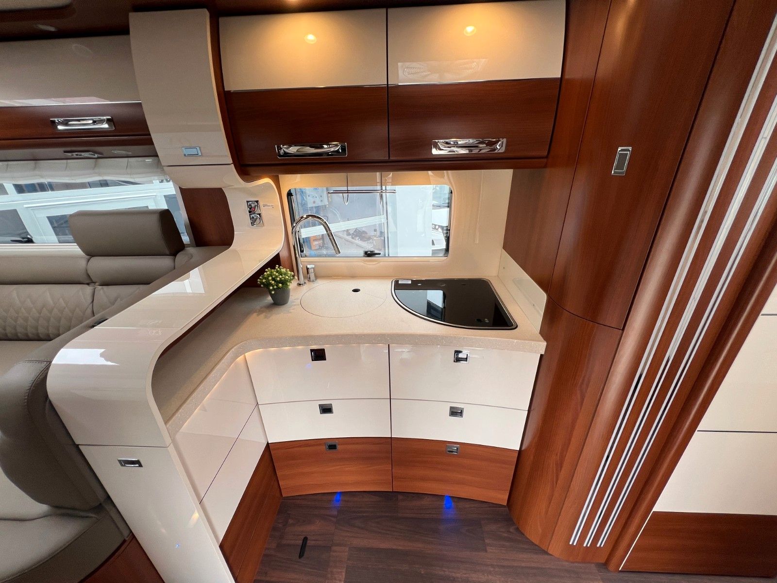 Fahrzeugabbildung Carthago Liner-for-two I 53 L Iveco
