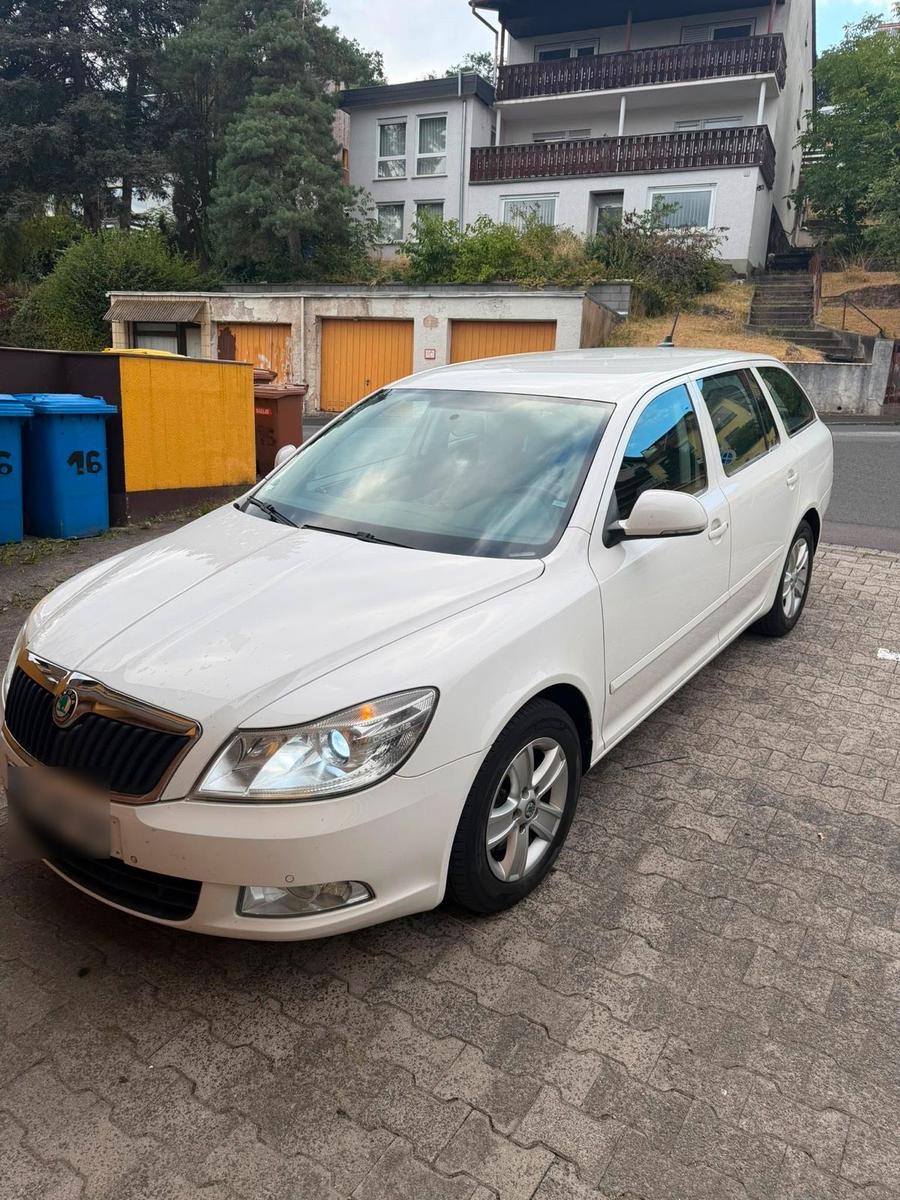 Skoda Octavia 2011 — photo 5